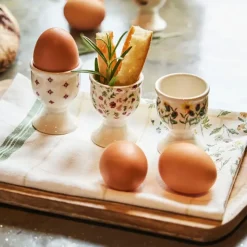 Fabrique de Styles Accessoires De Table*Coquetier en faïence fleur - Collection