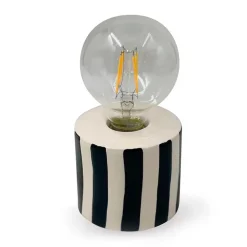 Fabrique de Styles Lampes À Poser*Lampe à piles en faïence rayée et blanc h17cm