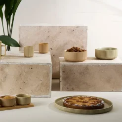 Fabrique de Styles Plats Et Saladiers*Plat rond en grès d33cm - Sweet Leaves