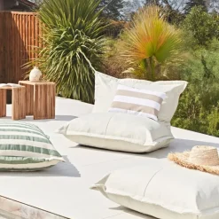 Enfant Fabrique de Styles Chaises, Fauteuils|Jardin*Pouf d'extérieur en tissu écru 95x95cm - Sola