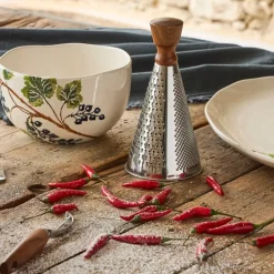 Fabrique de Styles Ustensibles De Cuisine*Râpe ronde en inox et bois - Ablis