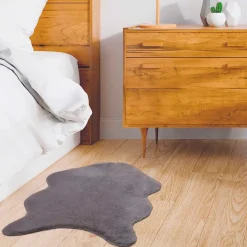 Enfant Fabrique de Styles Déco*Tapis imitation fourrure poil fin 60x90cm